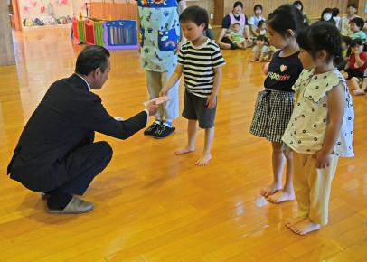2026年6月1日　こどもセンターに牛乳券が寄付されました